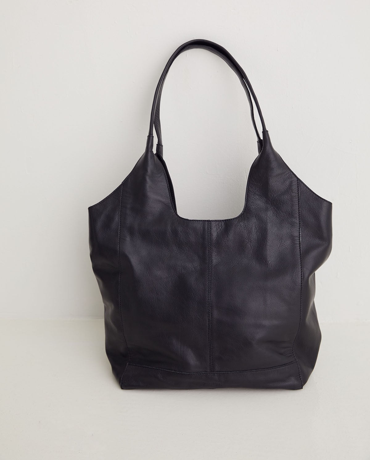 Black leather hobo bag with zip