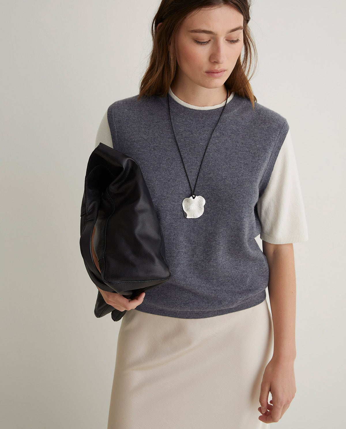 Grey two-tone short-sleeve sweater
