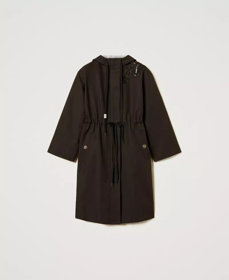 Hooded parka coat with embroidery