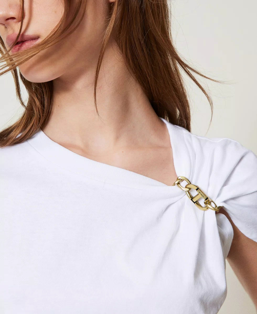 T-shirt with Oval T chain