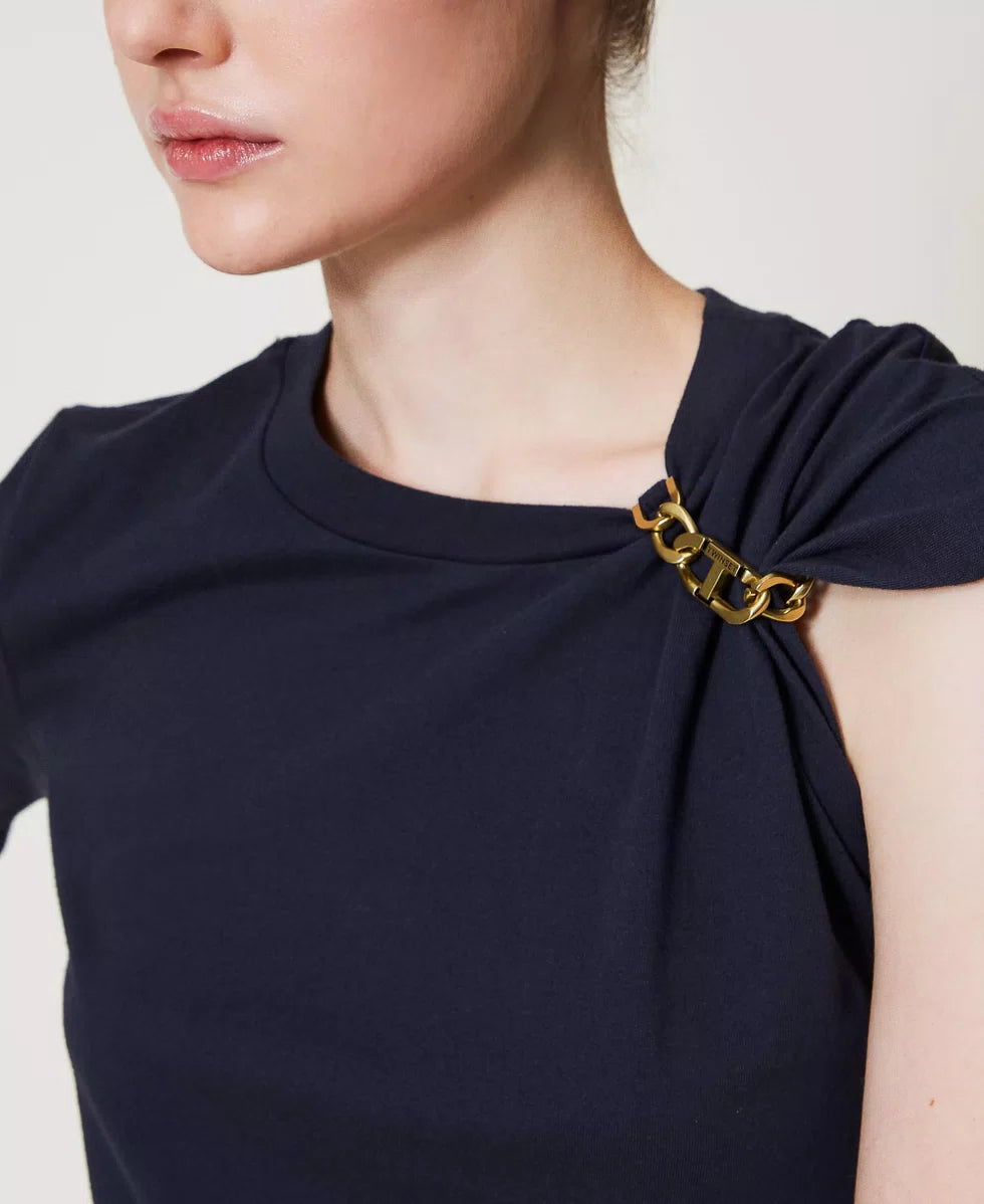 T-shirt with Oval T chain
