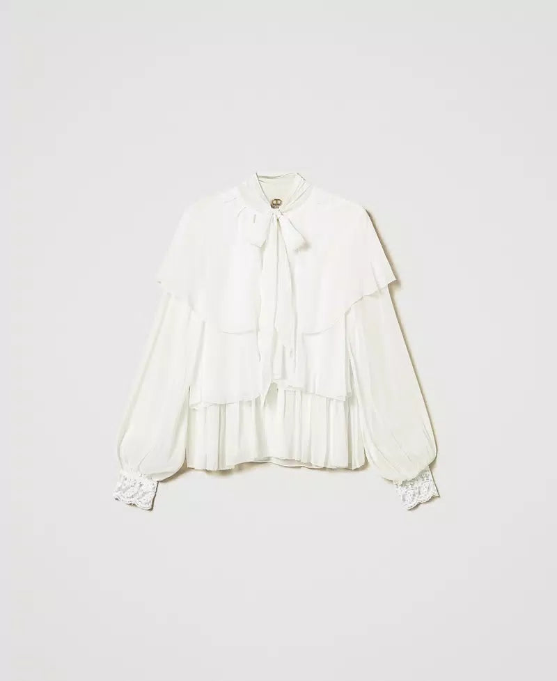 Georgette blouse with flounces and lace