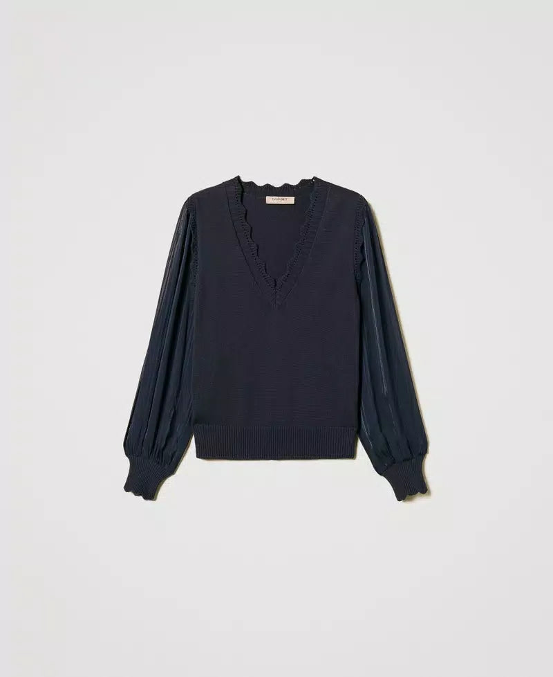 Jumper with striped creponne sleeves