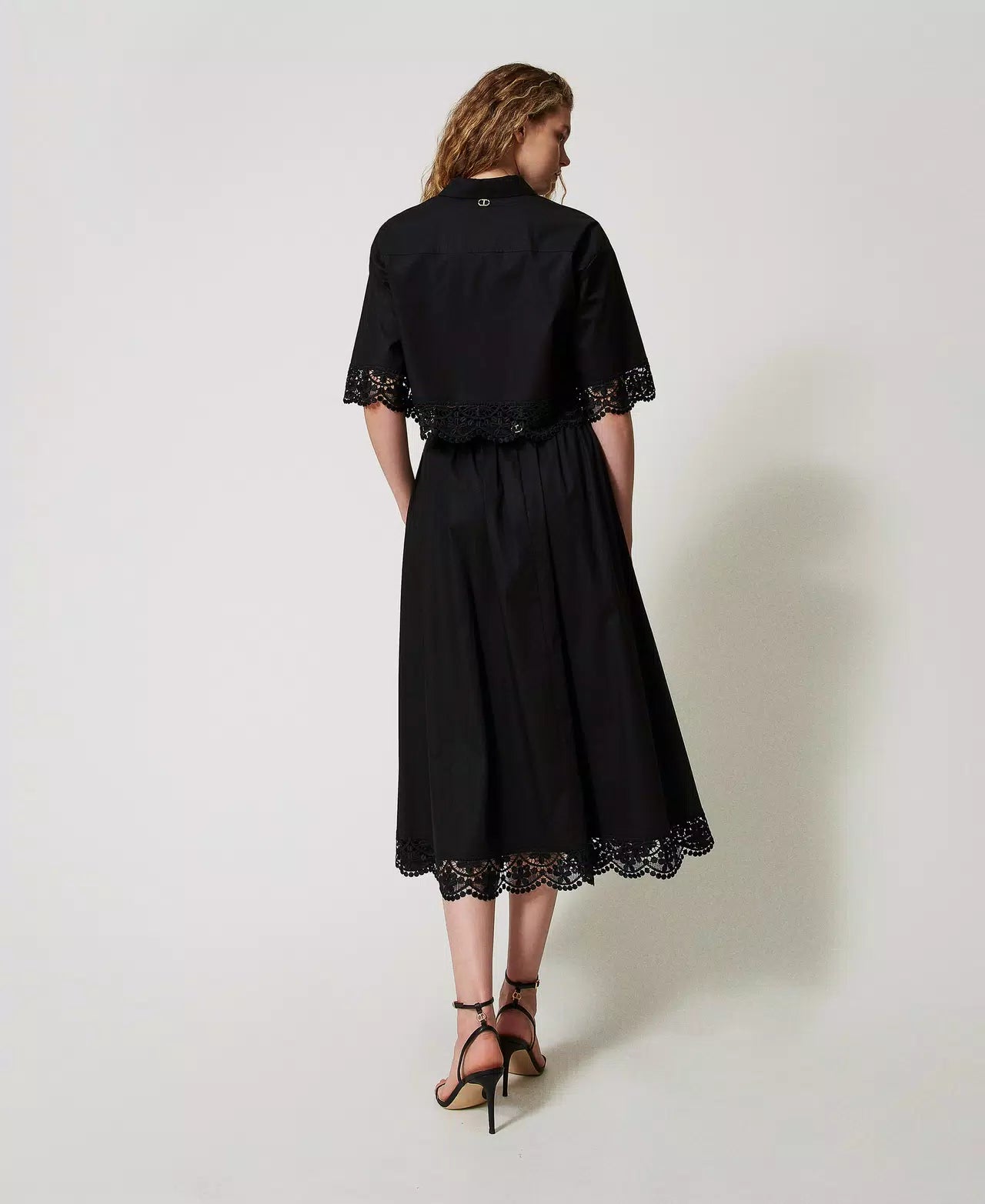 Long poplin skirt with lace