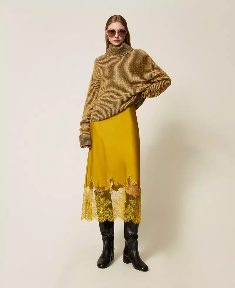 Wool blend vanisé turtle neck jumper