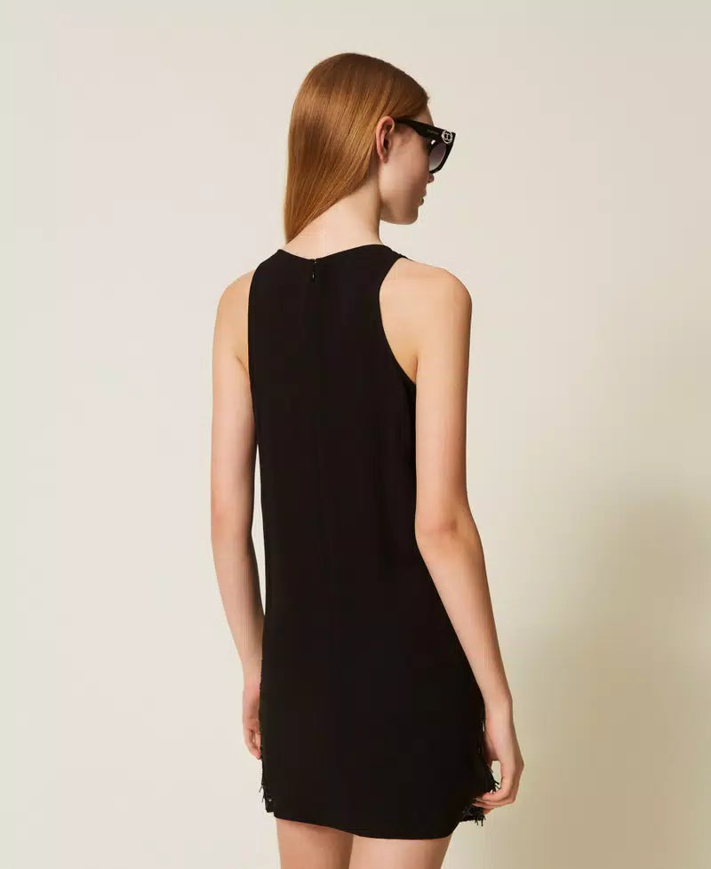 Short dress with sequin fringes