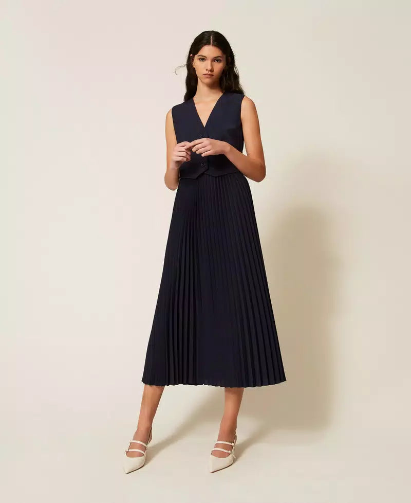 Long waistcoat-effect dress with pleats
