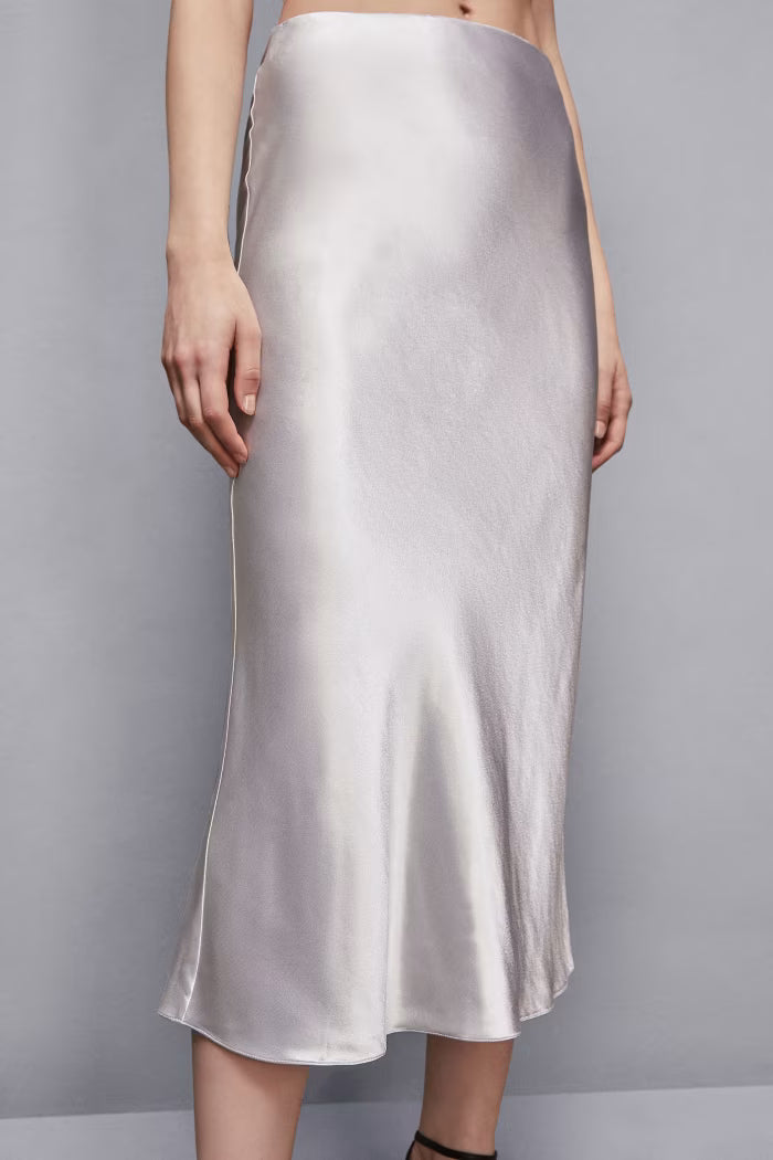 Fluid satin skirt