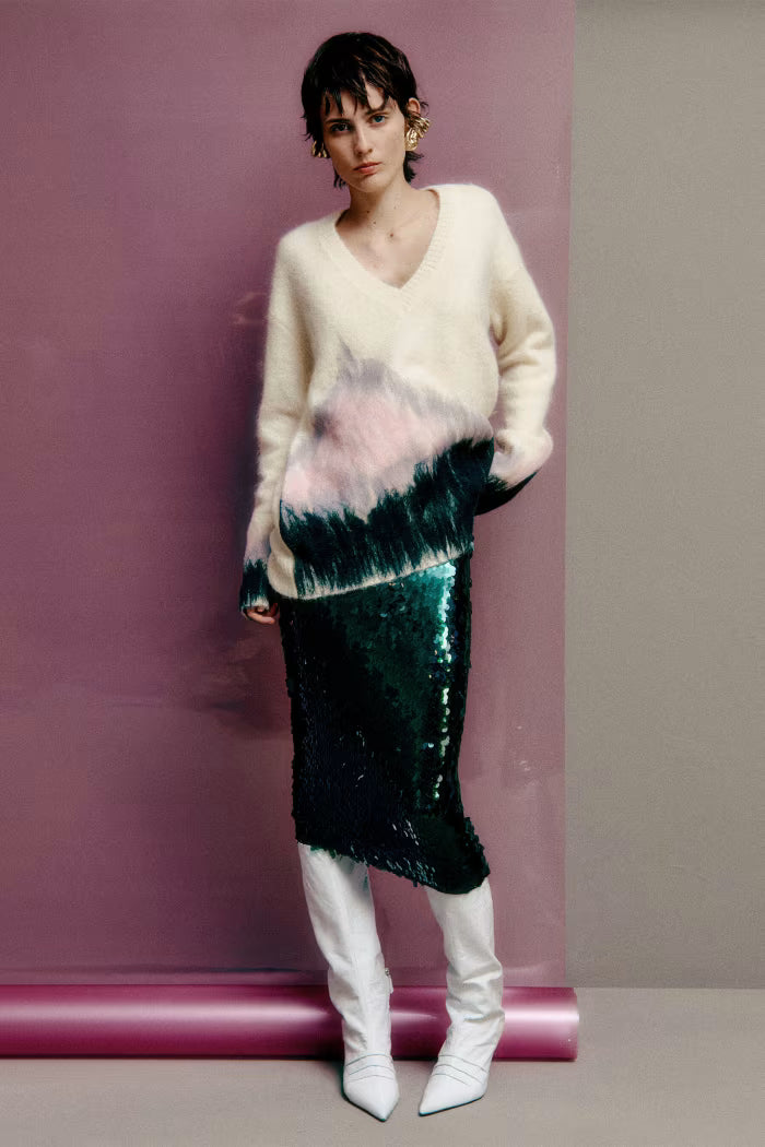 Oversized soft sweater with pattern