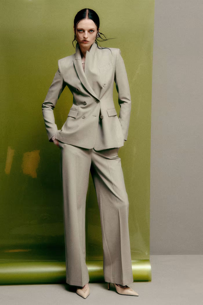 "ESSENTIAL" double-breasted blazer