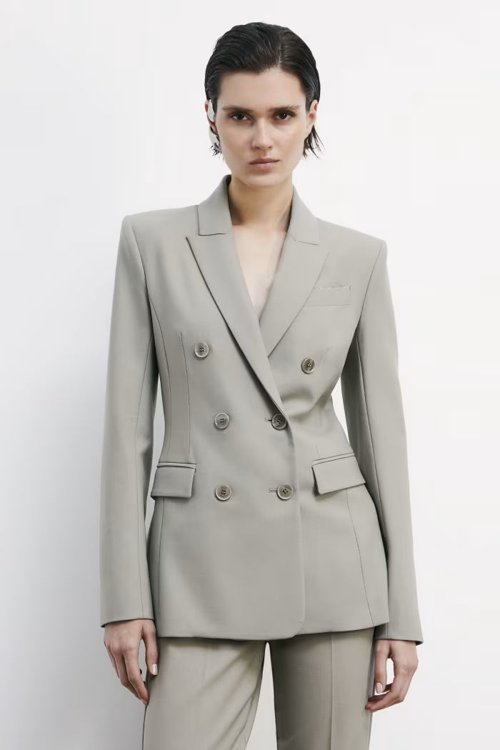 "ESSENTIAL" double-breasted blazer
