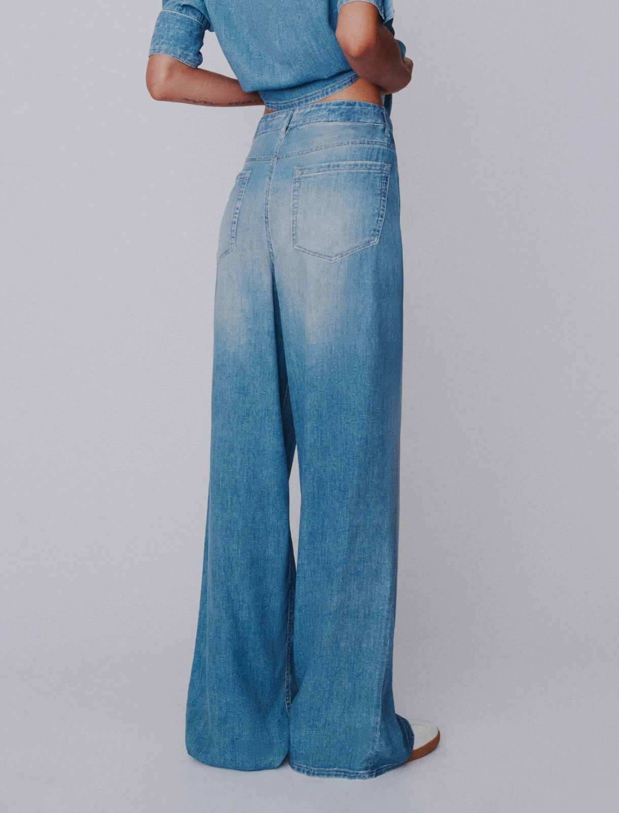 Flowing viscose-blend 5-pocket trousers