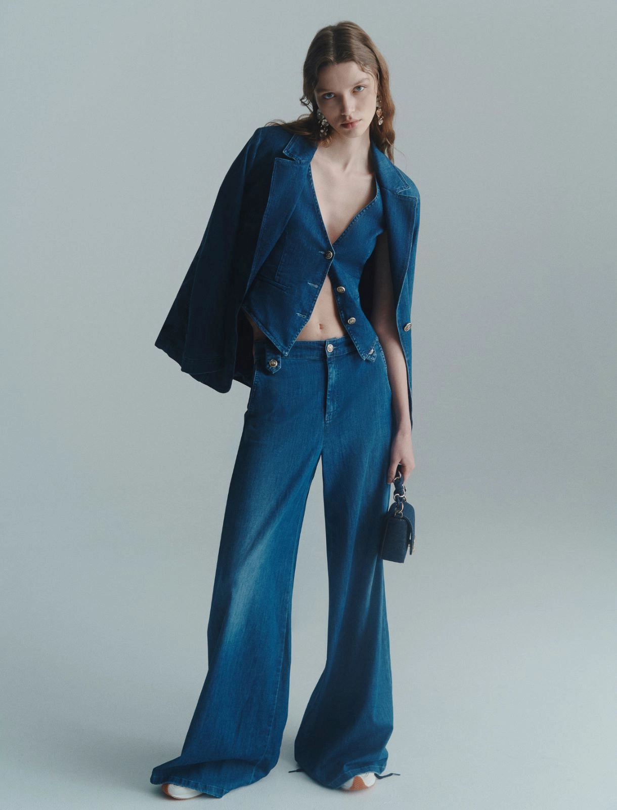 Wide-leg palazzo jeans