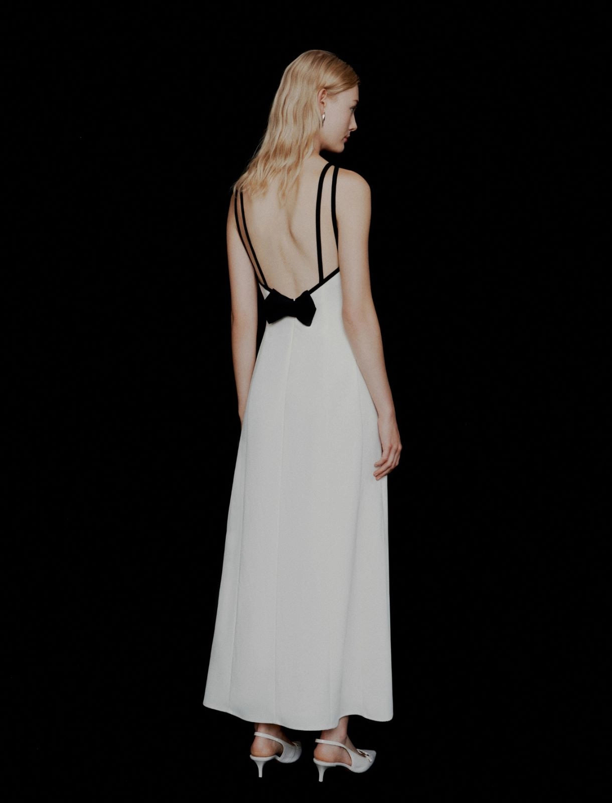 Envers satin backless dress