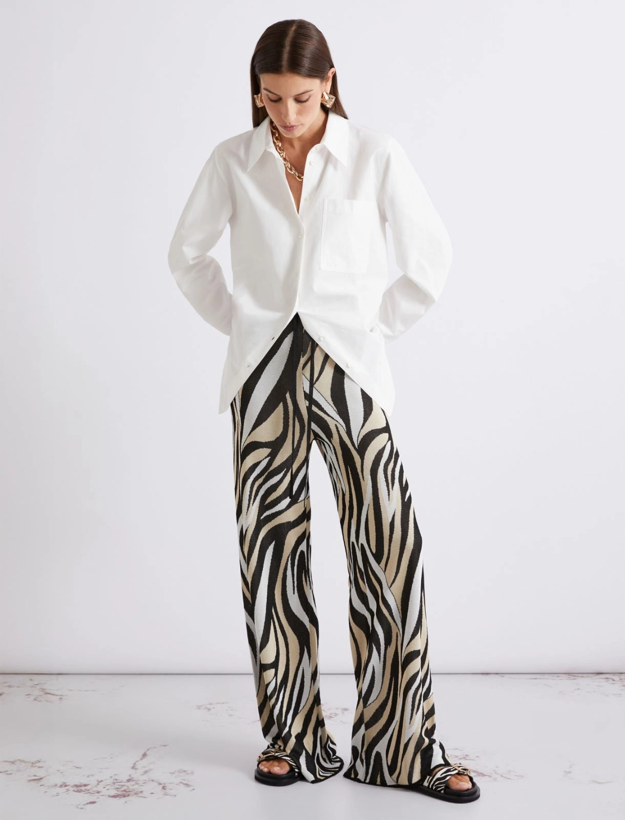 Jacquard knit fabric trousers