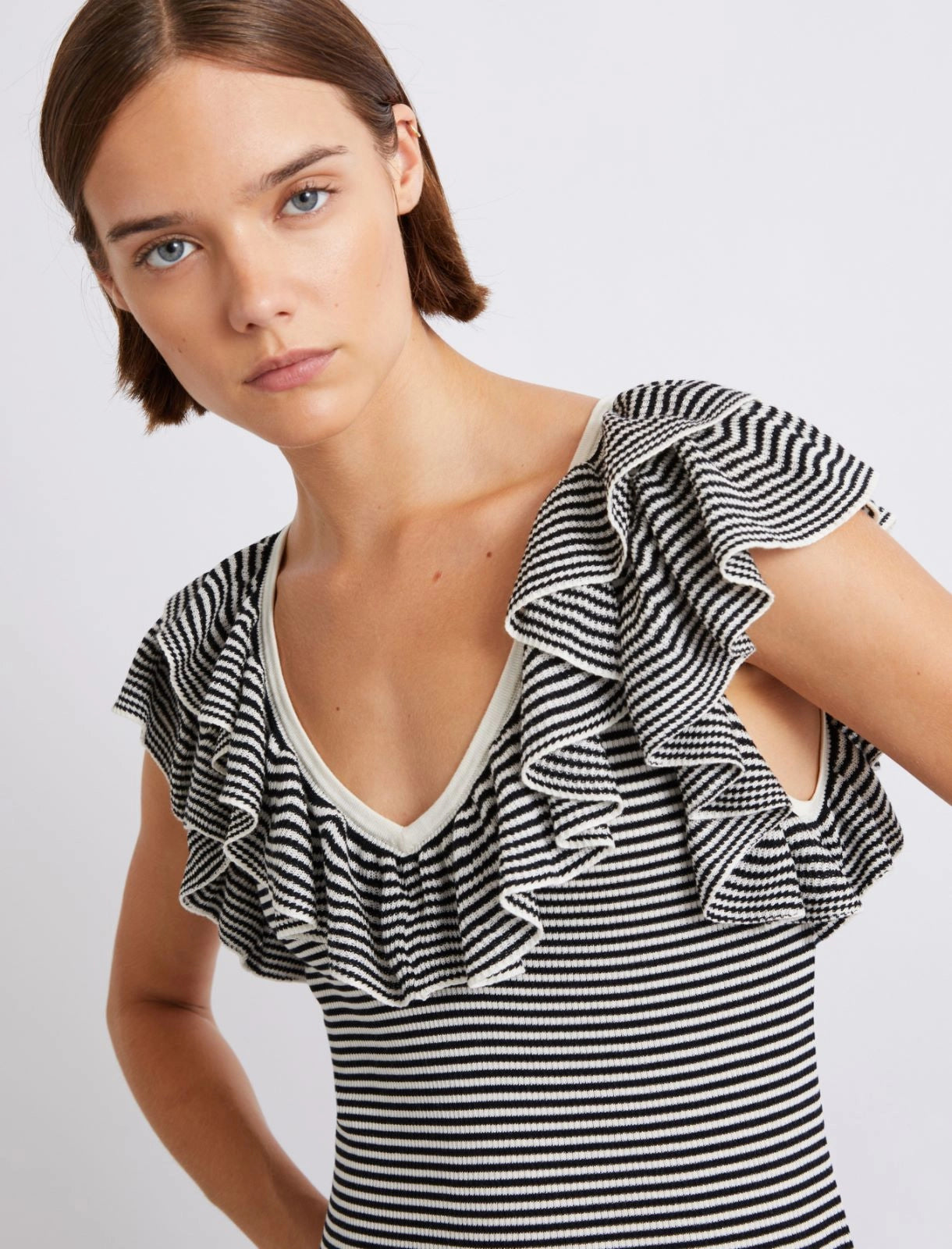 Ruffled fine rib-knit top