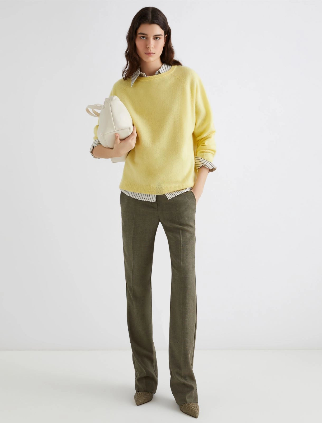 Pure cashmere sweater yellow