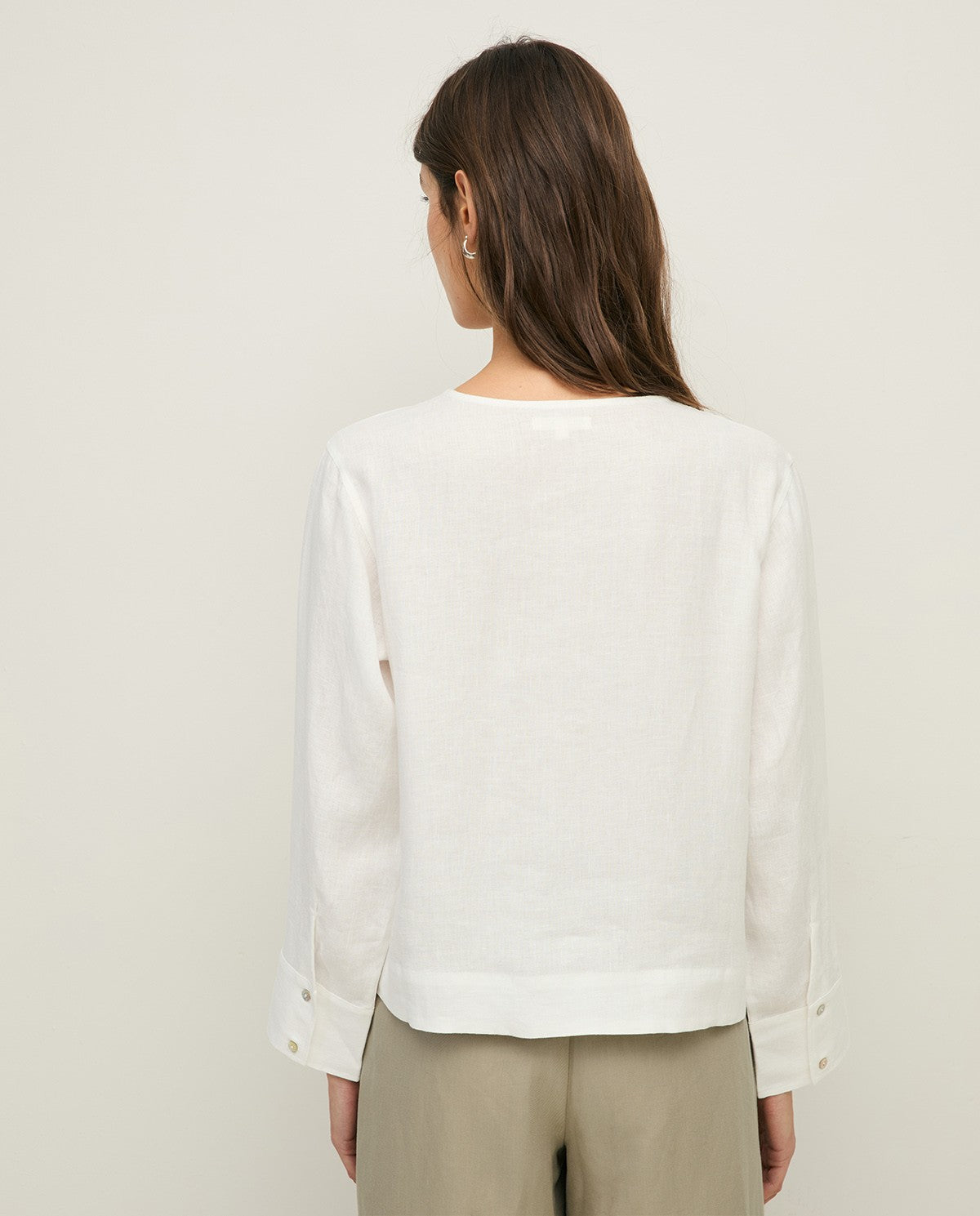 Long-sleeve hemp blouse