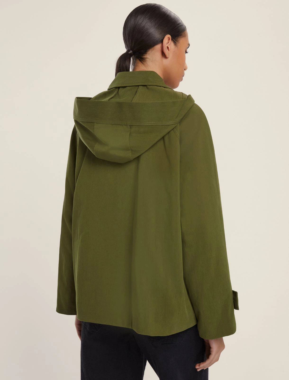 Water-repellent fabric jacket