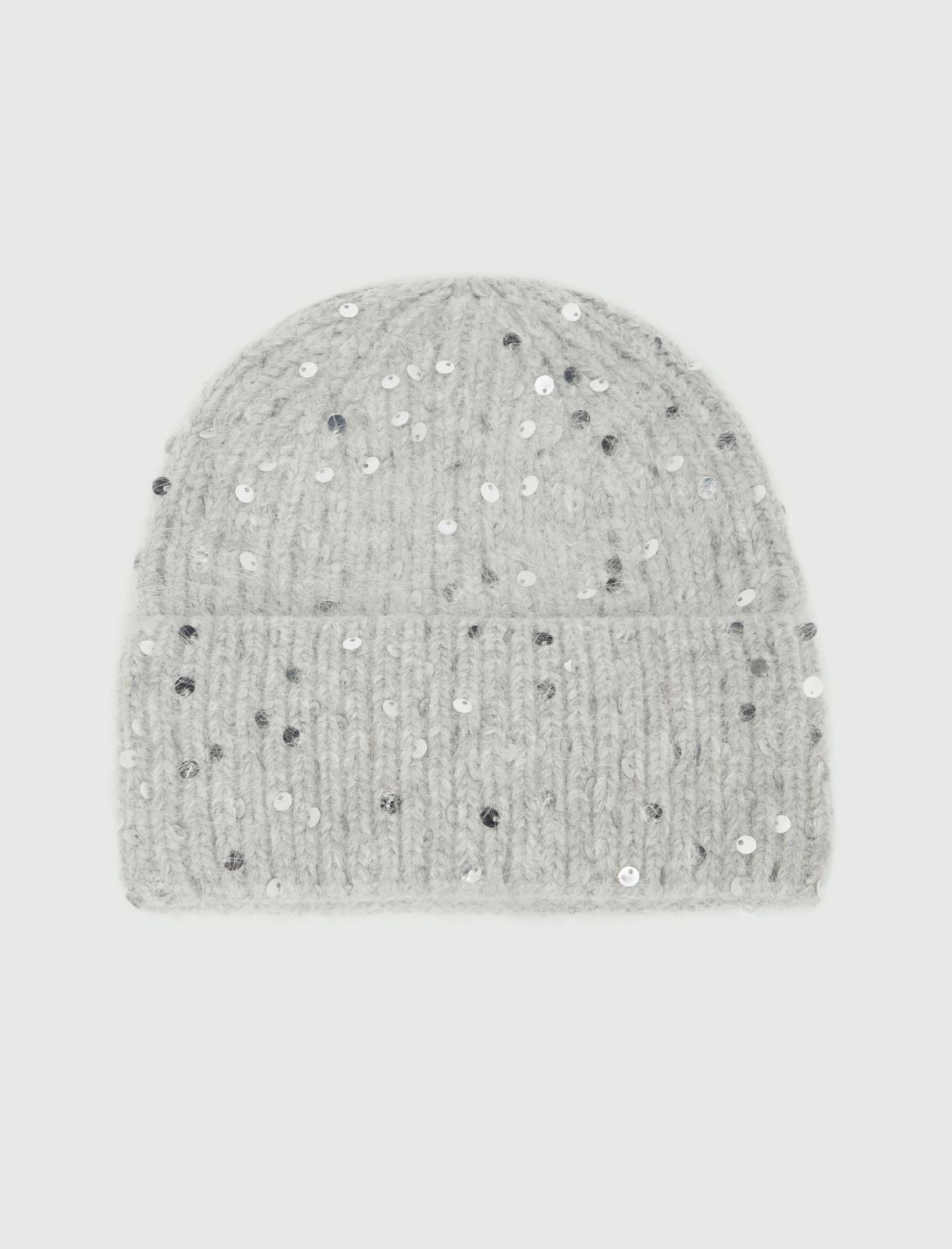 Knit hat with sequins