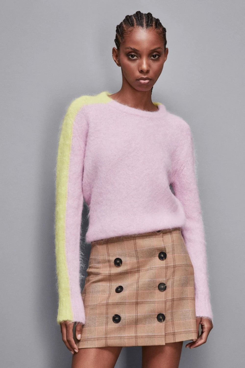 Constrasted alpaca sweater