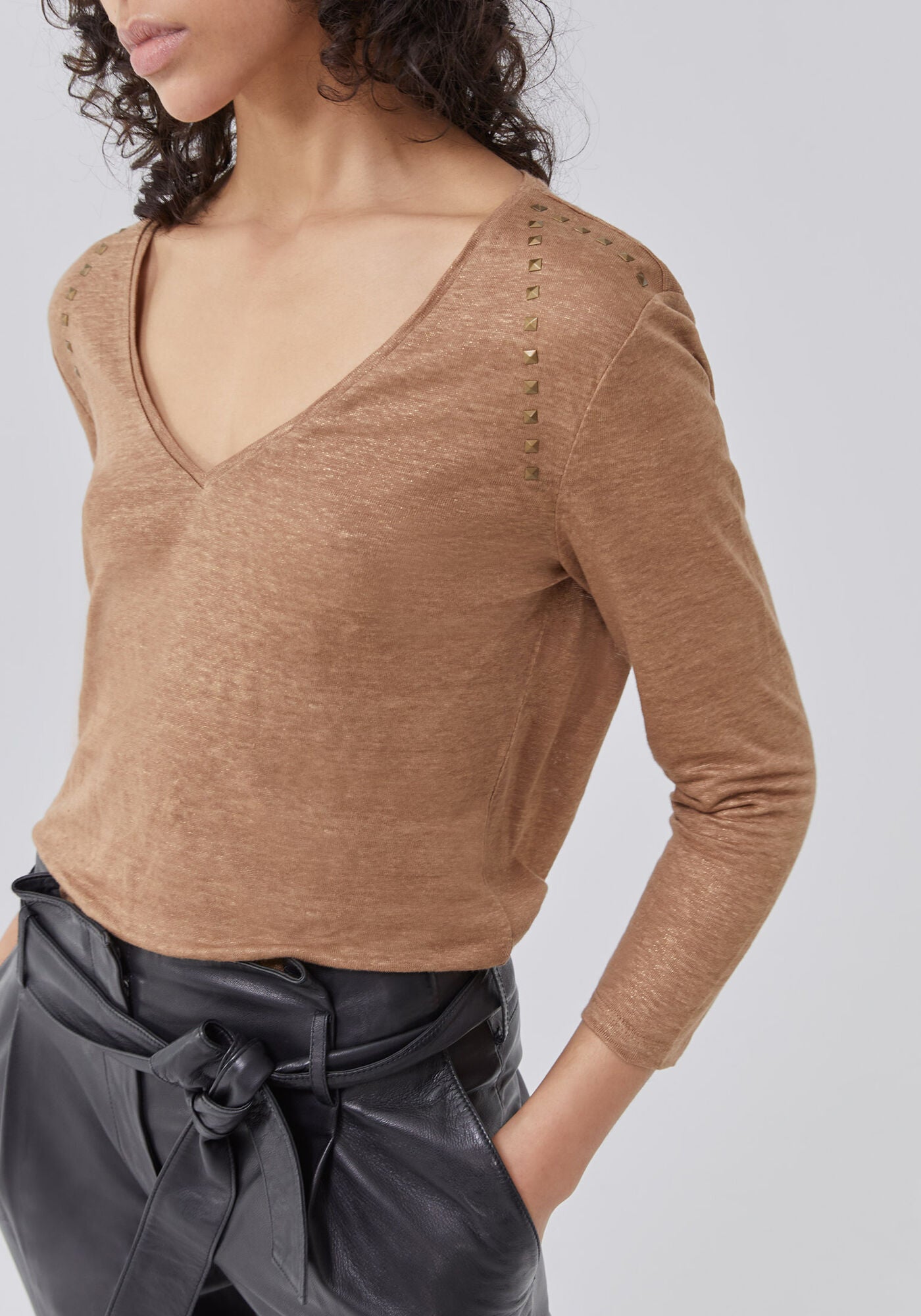 Women’s beige studded foil linen T-shirt