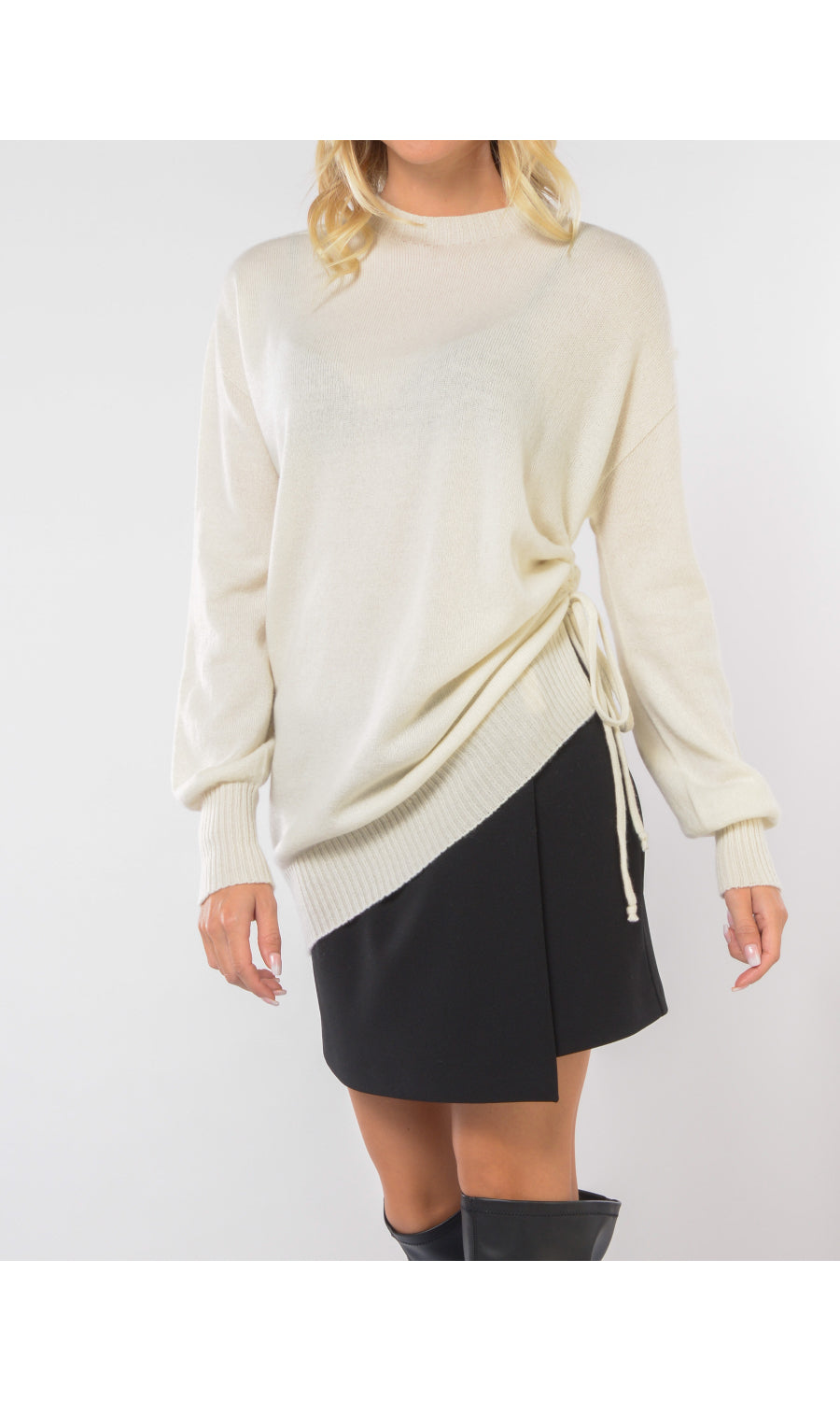 Cashmere sweater with knot detail